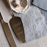 Silver Cake Cutter Set