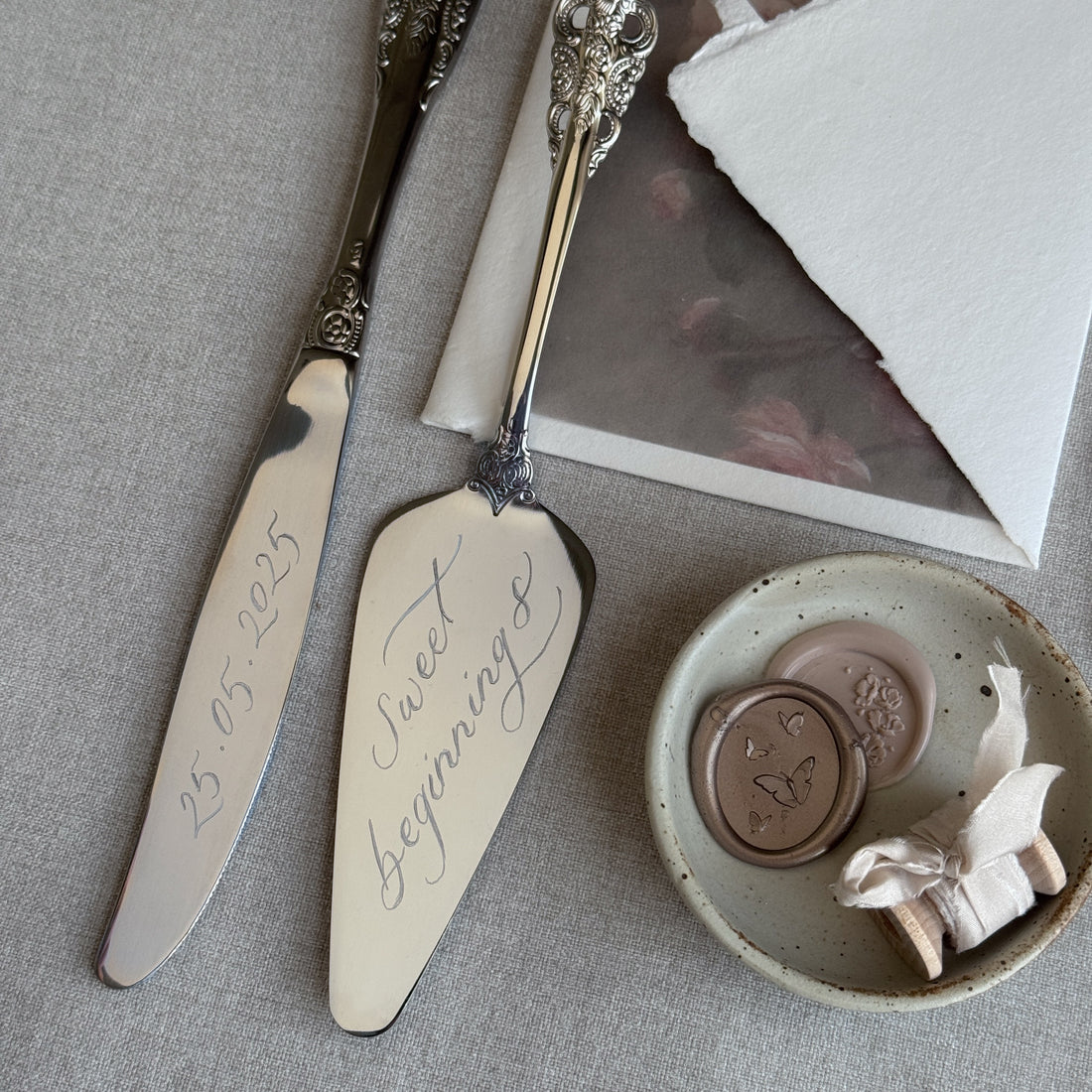 Silver Cake Cutter Set